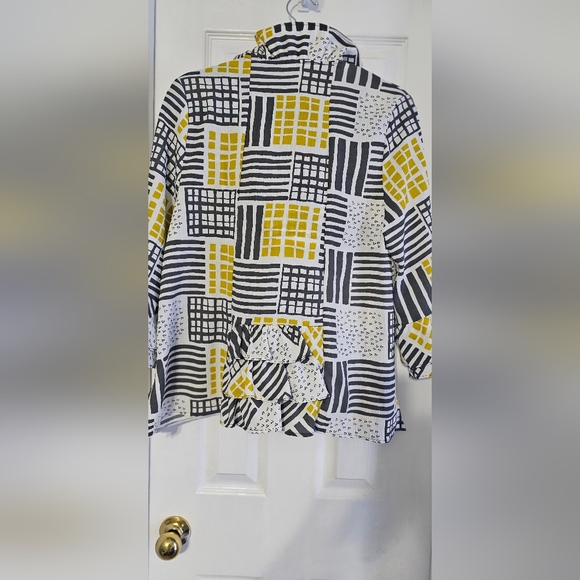 Ruffled blouse - Picture 3 of 6